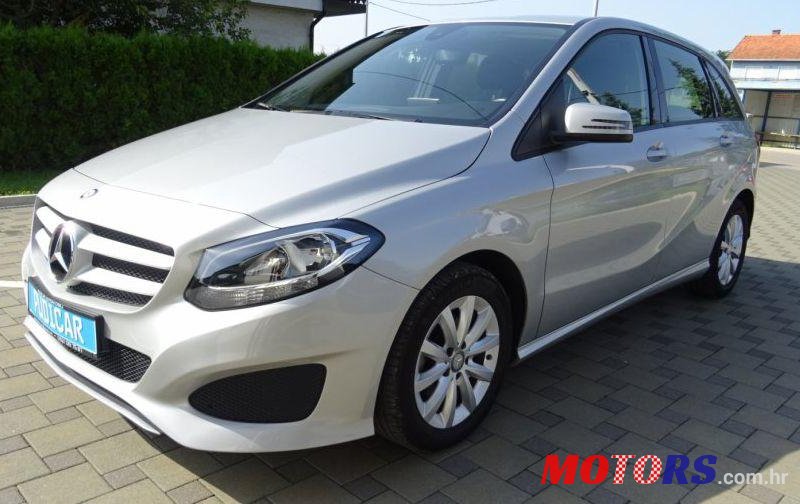 2016' Mercedes-Benz B-Klasa 180 photo #2