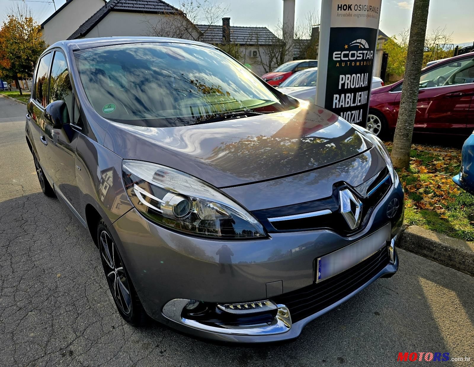 2013' Renault Scenic Dci 130 photo #1