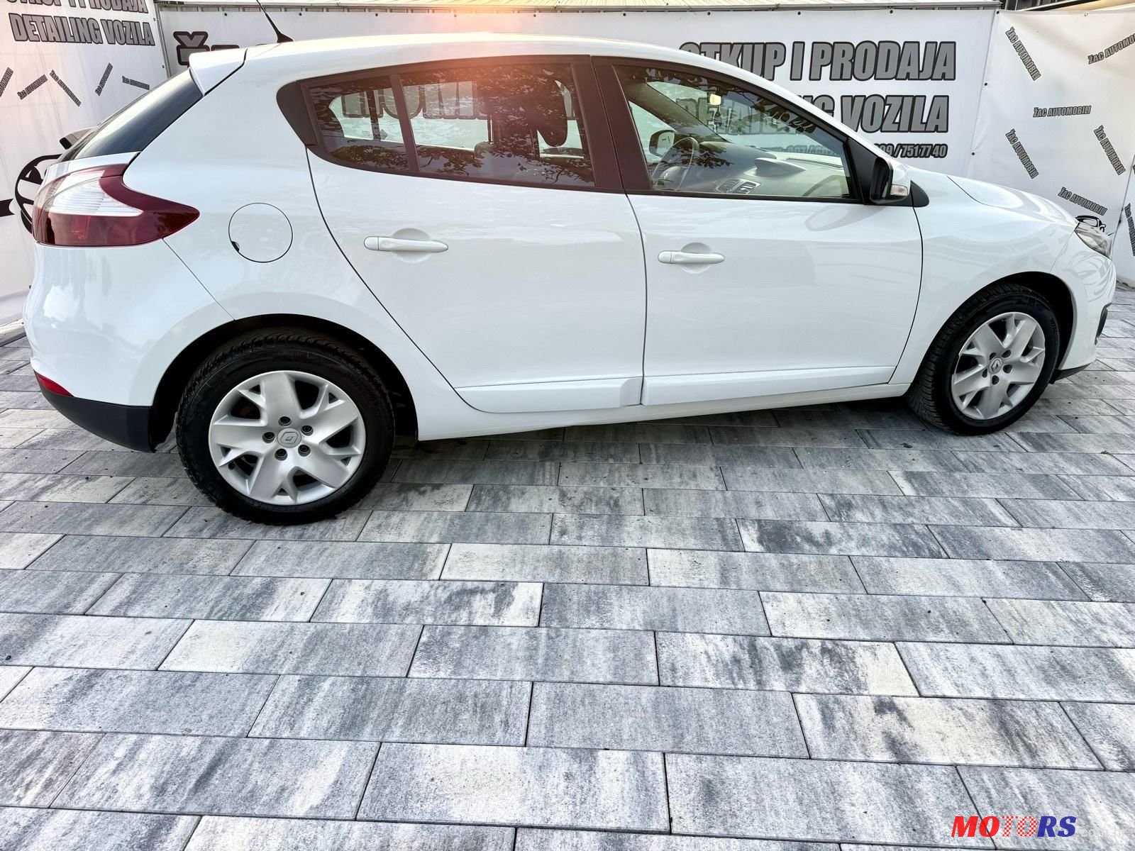 2015' Renault Megane Dci photo #5