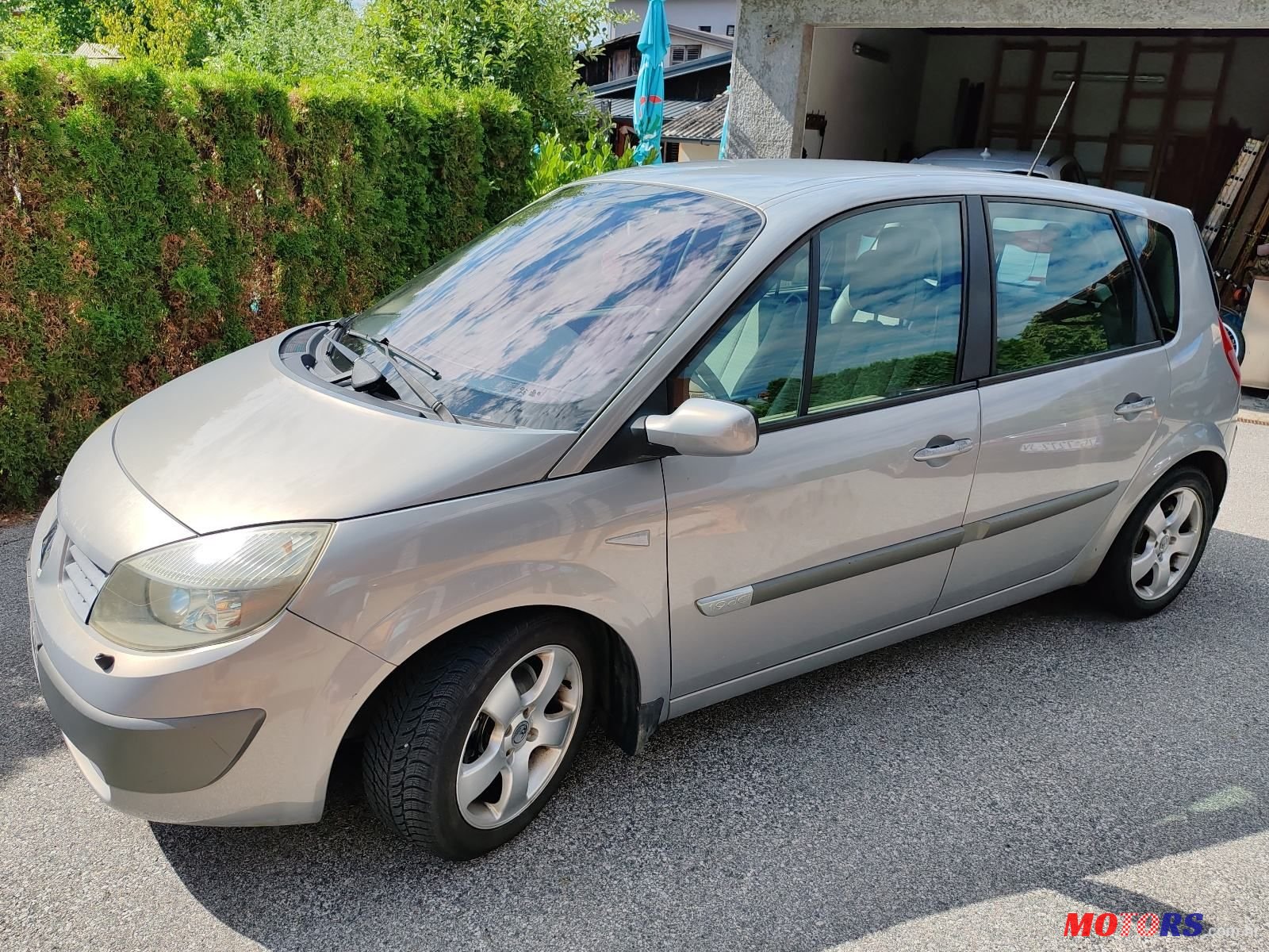 2004' Renault Scenic 1,9 Dci photo #1