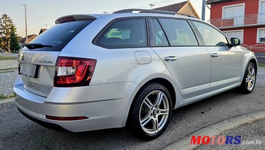 2017' Skoda Octavia Combi photo #5