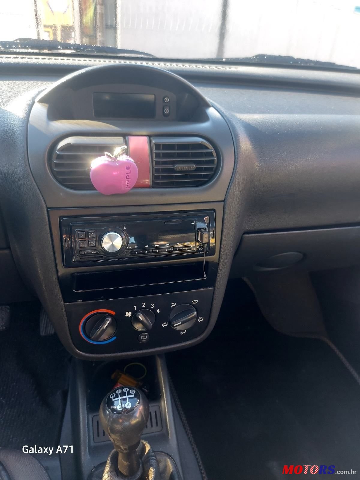 2003' Opel Corsa 1,2 16V photo #6