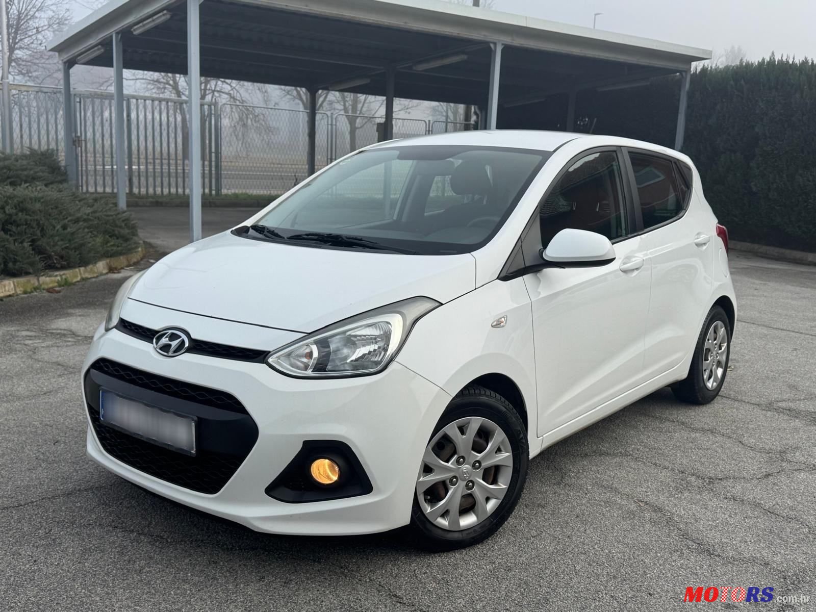 2015' Hyundai i10 1,0 Go photo #2