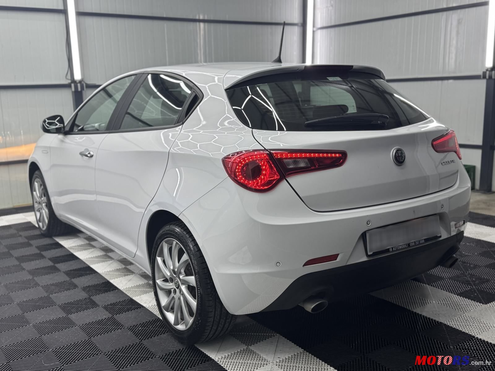 2017' Alfa Romeo Giulietta 2,0 Tct photo #5