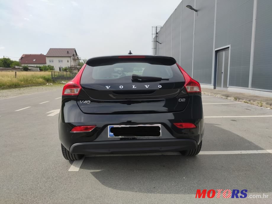 2014' Volvo V40 D2 photo #6