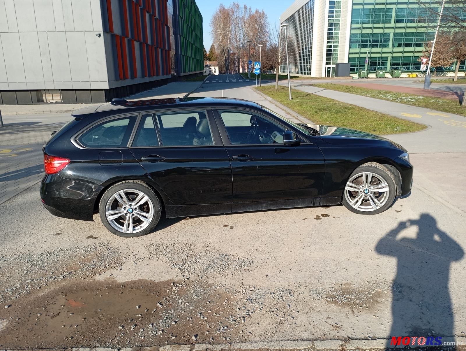 2013' BMW Serija 3 318D photo #2