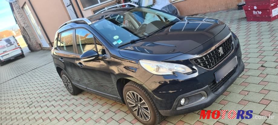 2017' Peugeot 2008 1,6 Bluehdi photo #5