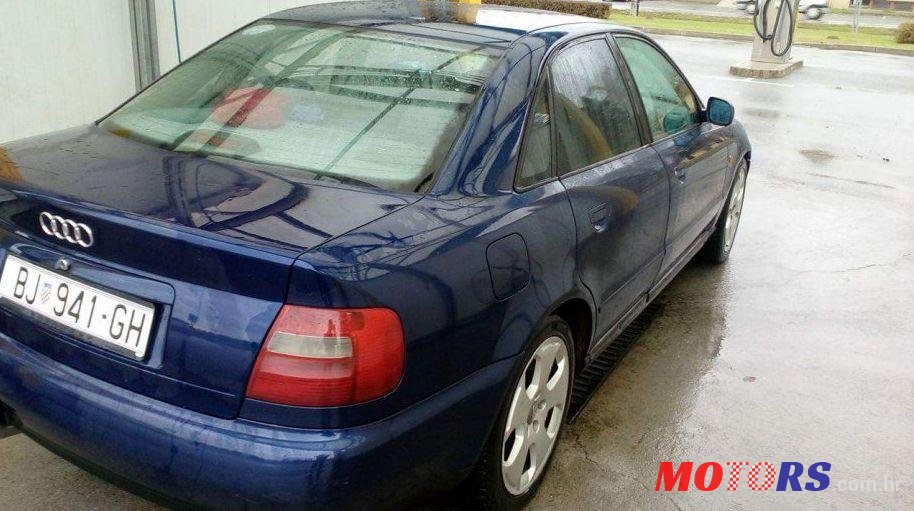 1998' Audi A4 1,8 T photo #3