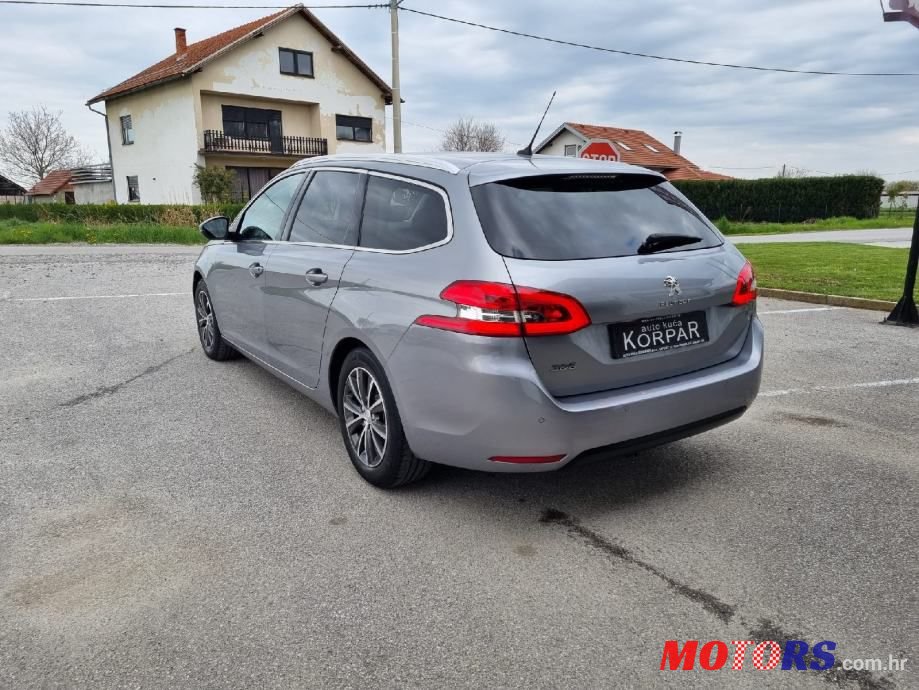 2015' Peugeot 308 Sw photo #5