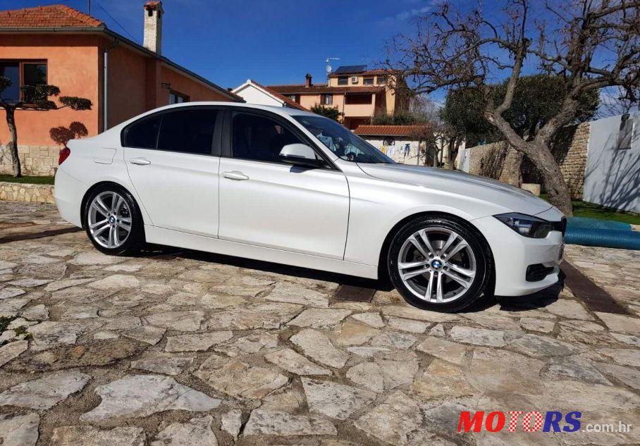 2012' BMW Serija 3 318D photo #1