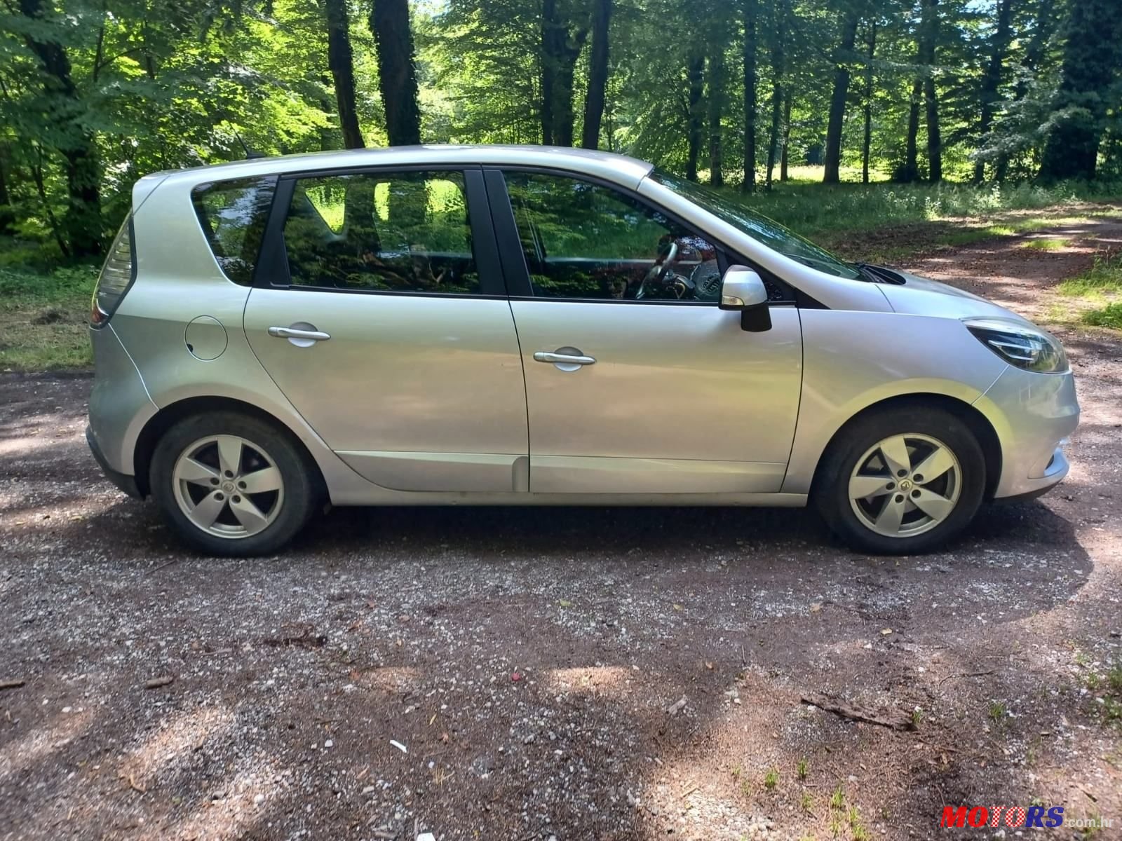 2012' Renault Scenic 1,5 Dci photo #4