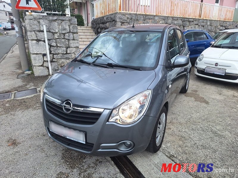 2014' Opel Agila 1.0 photo #1