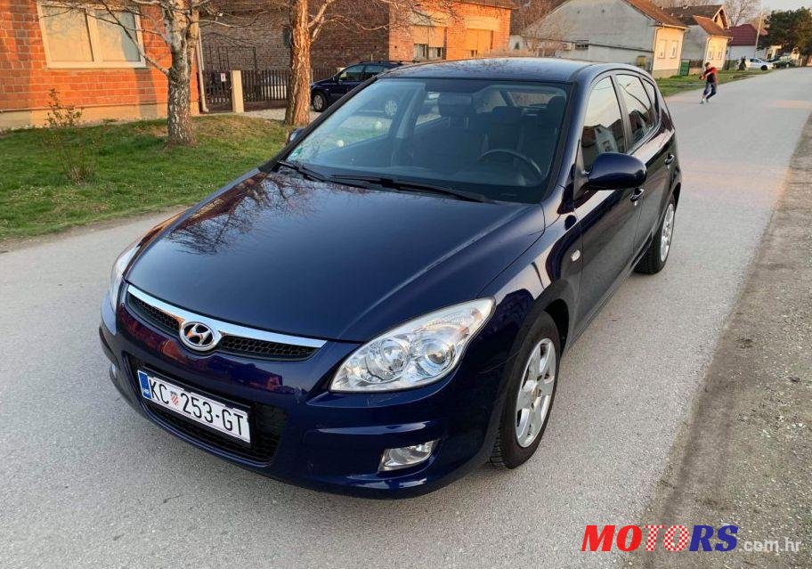 2008' Hyundai I30 1,6 Crdi photo #1