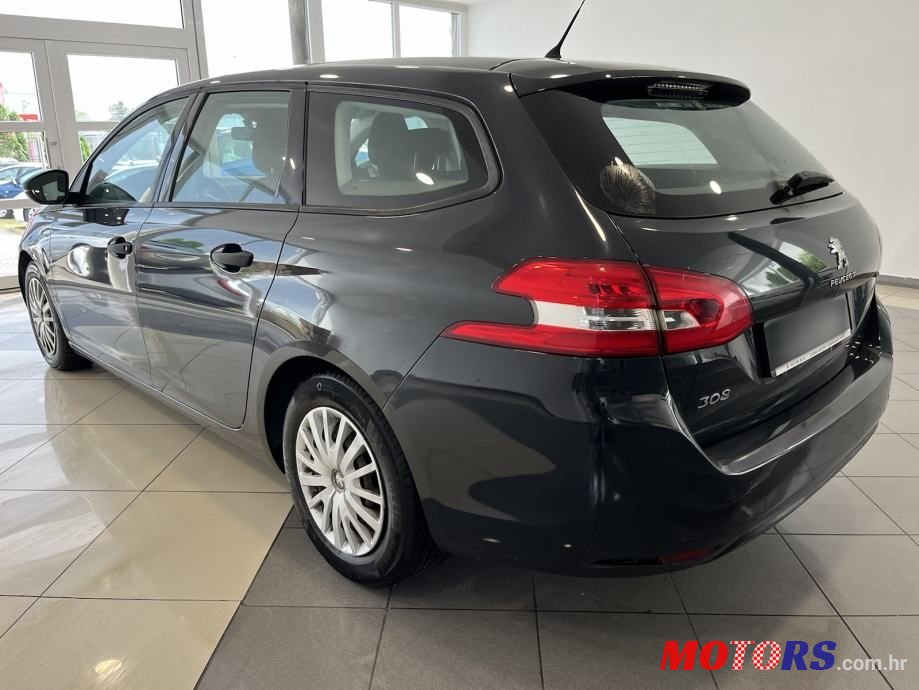 2014' Peugeot 308 Sw photo #3
