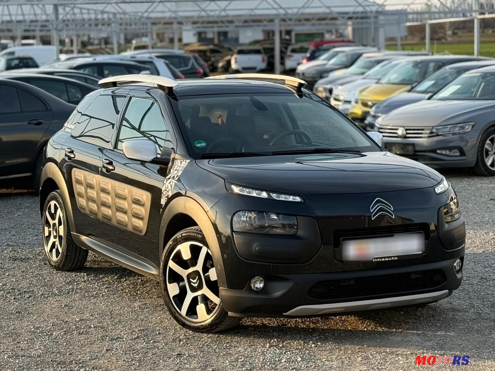 2017' Citroen C4 Cactus photo #1