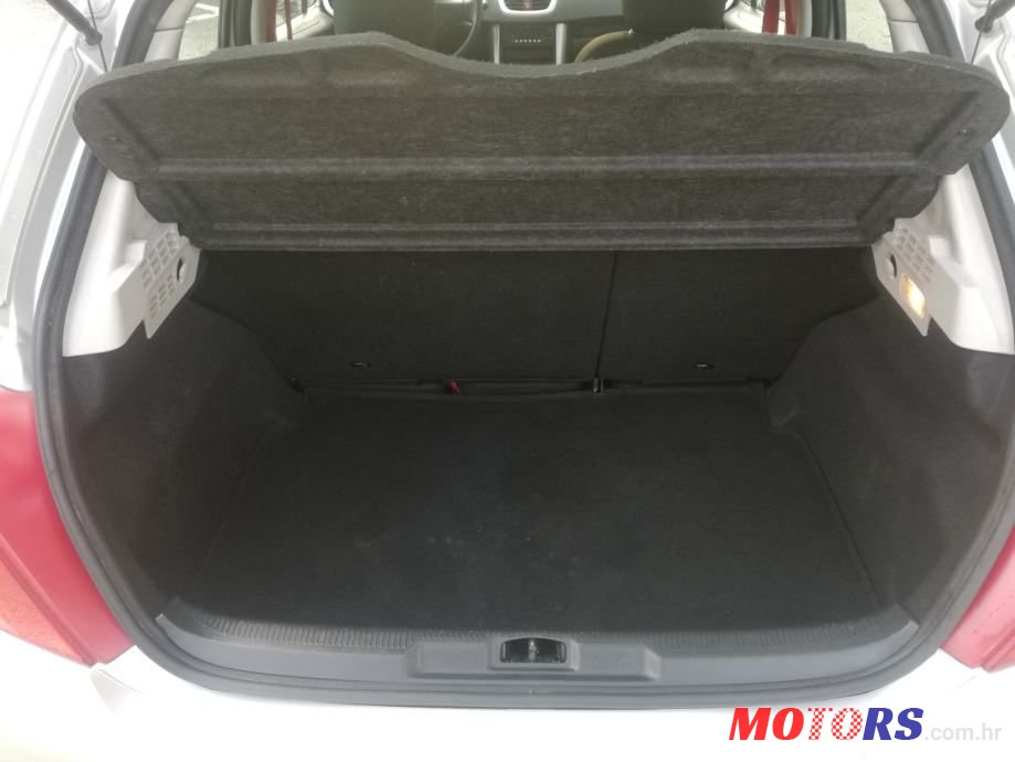 2009' Peugeot 207 1,6 Hdi photo #6