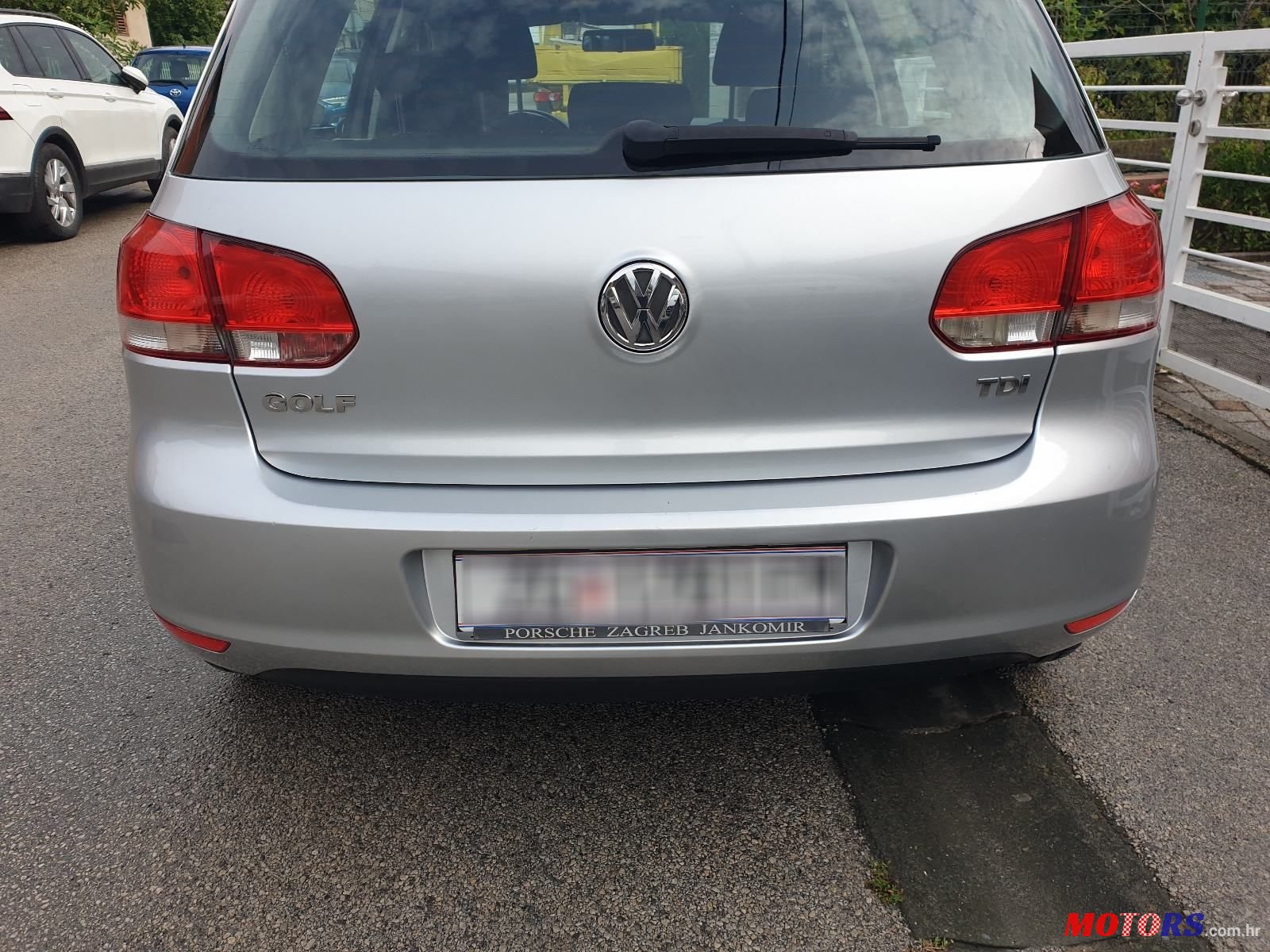 2011' Volkswagen Golf VI 1,6 Tdi photo #6