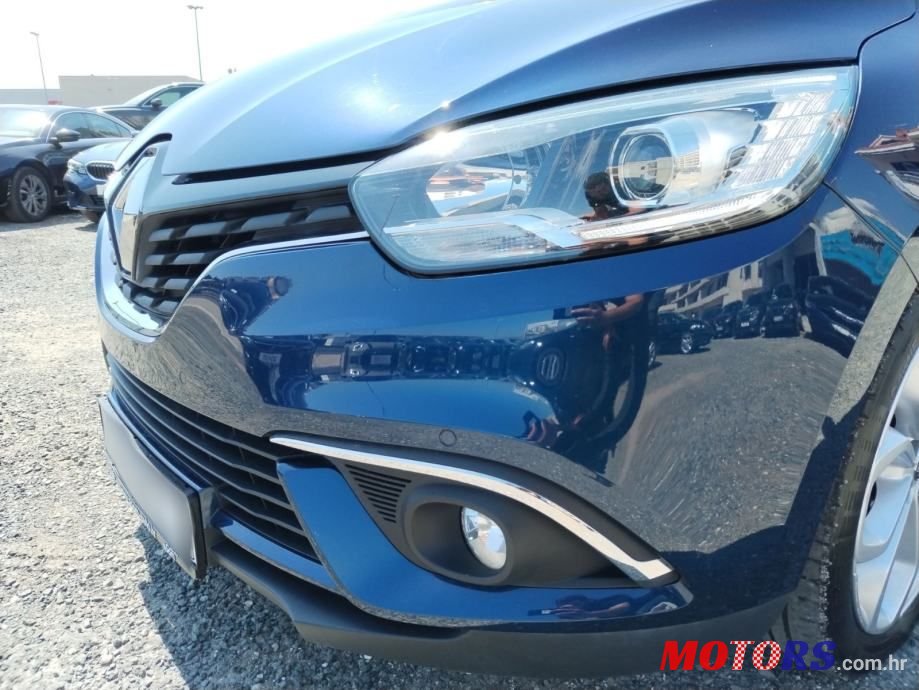 2018' Renault Scenic photo #6