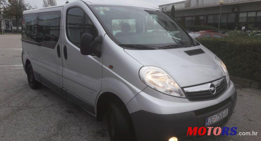 2013' Opel Vivaro 2,0 2,9 T Eu5 Co2) photo #1