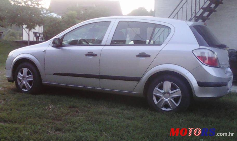 2005' Opel Astra 1,4 16V photo #4