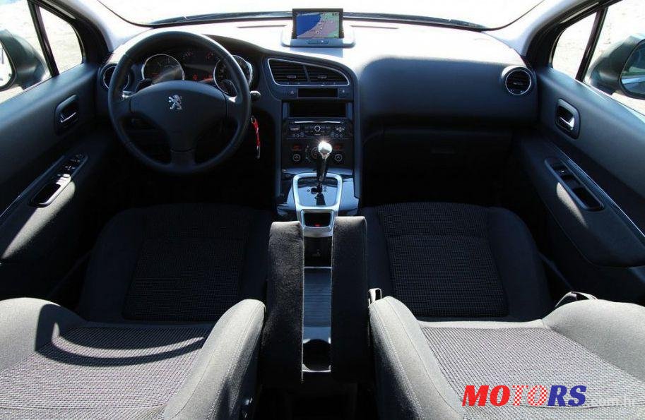 2014' Peugeot 5008 1,6 E-Hdi photo #2