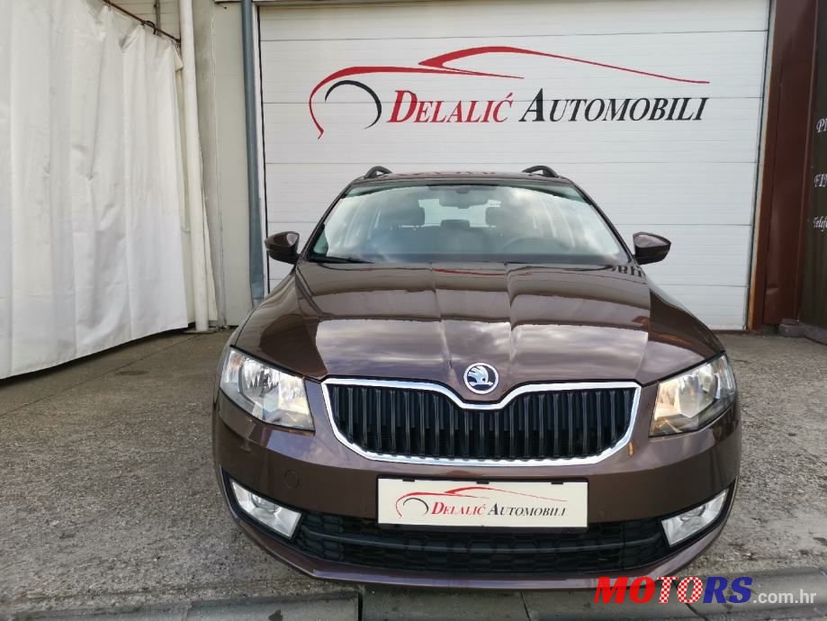 2015' Skoda Octavia Combi photo #3