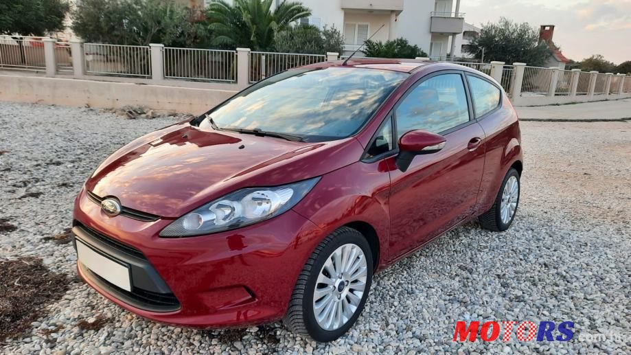 2011' Ford Fiesta photo #1