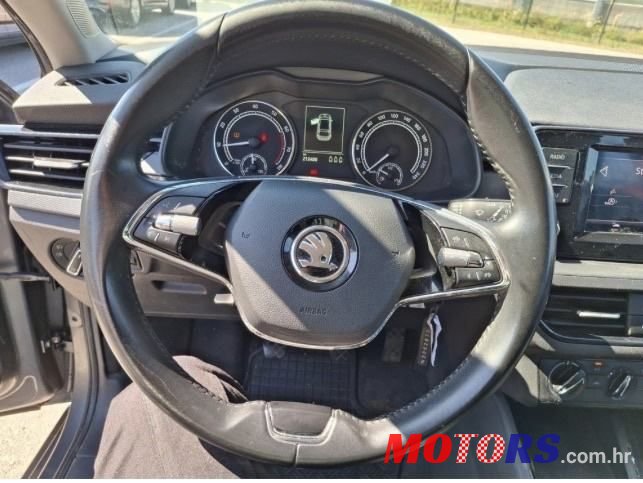 2022' Skoda Scala 1,0 Tsi photo #3