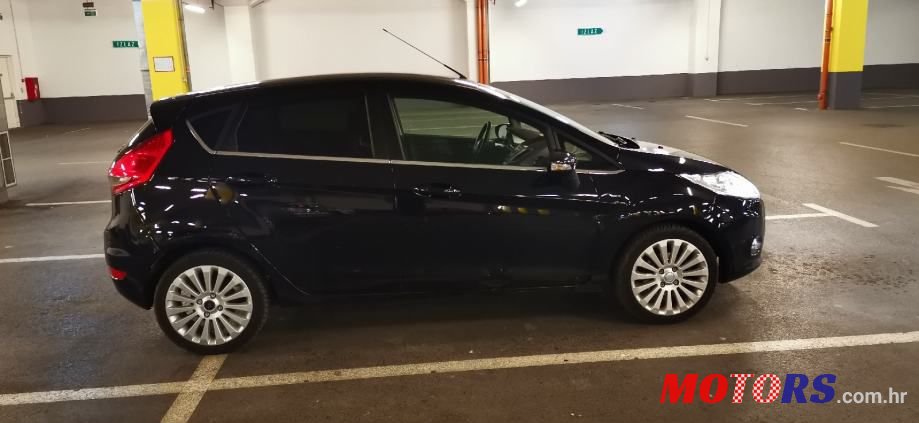 2009' Ford Fiesta photo #5