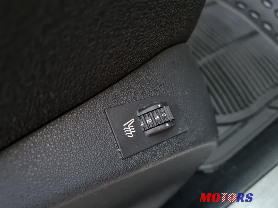 2016' Citroen C3 1.2 Ds3 photo #4