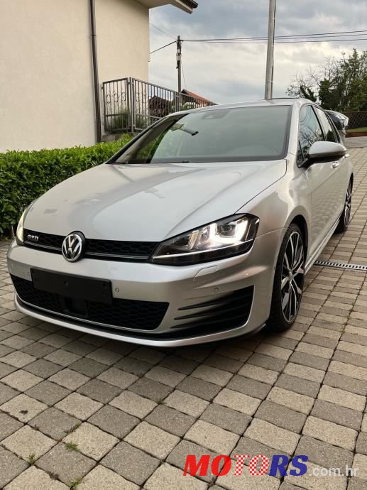 2016' Volkswagen Golf 7 2,0 Tdi Bmt photo #1
