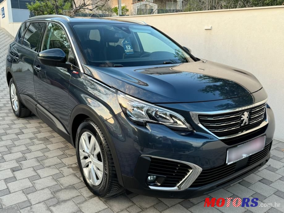 2019' Peugeot 5008 1,5 Bluehdi photo #2