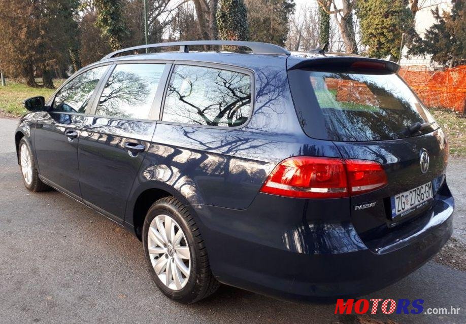 2013' Volkswagen Passat Variant photo #1