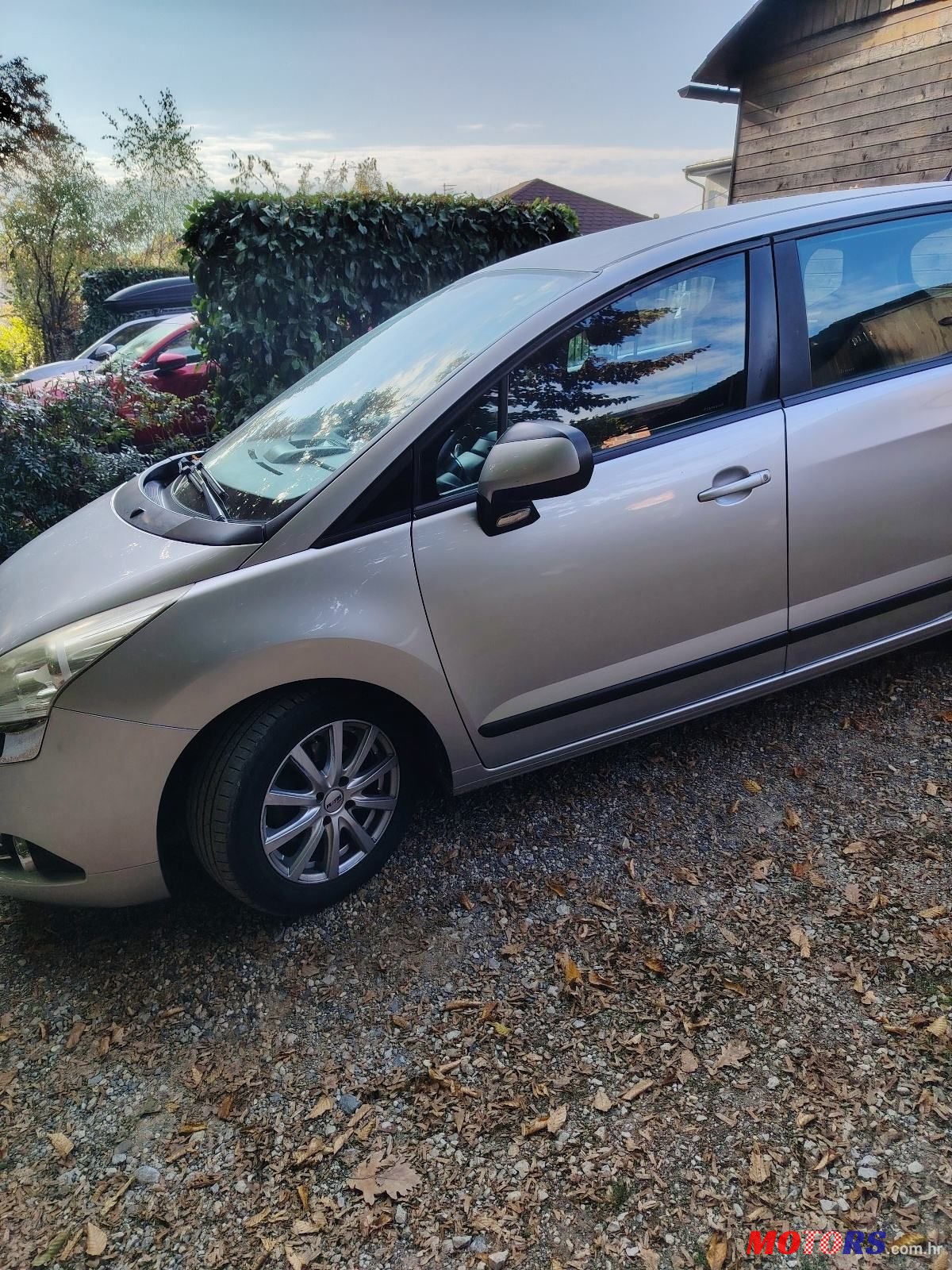 2012' Peugeot 5008 1,6 Hdi photo #3