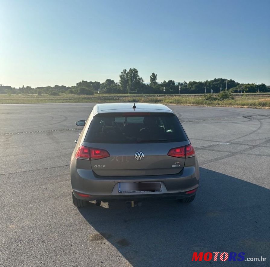 2016' Volkswagen Golf VII 1,6 Tdi photo #3