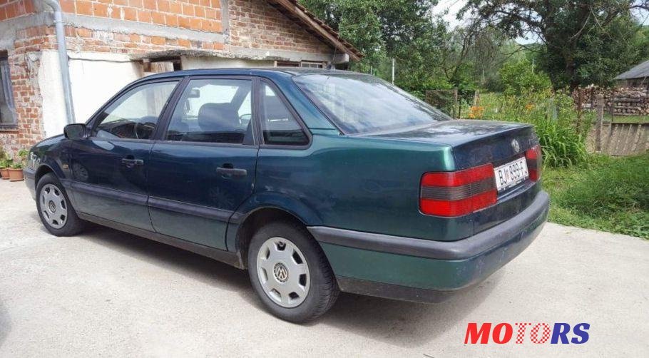 1995' Volkswagen Passat Cl Td photo #2