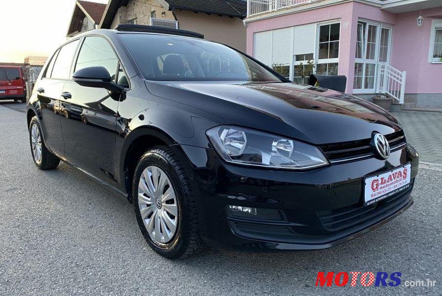 2015' Volkswagen Golf VII 1,6 Tdi Bmt photo #1