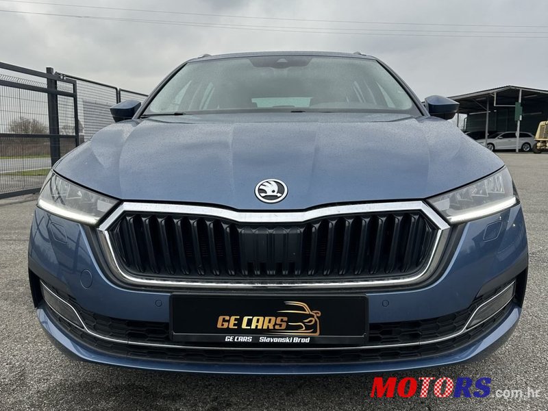 2020' Skoda Octavia Combi photo #3