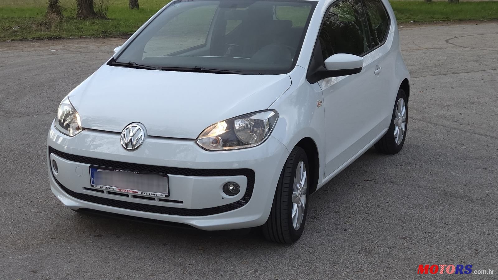 2015' Volkswagen Up! 1,0 Up! photo #1