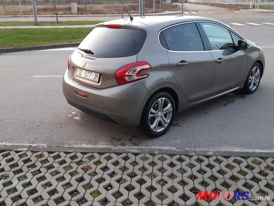 2012' Peugeot 208 1,4 Vti photo #4
