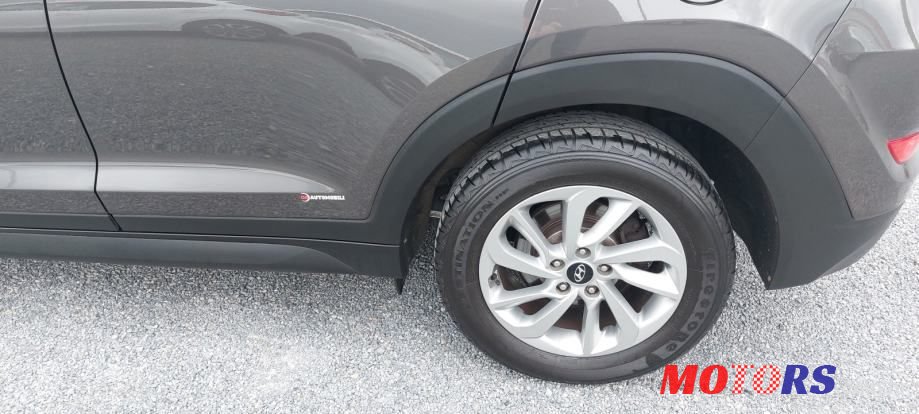2015' Hyundai Tucson 1.7 Crdi photo #2