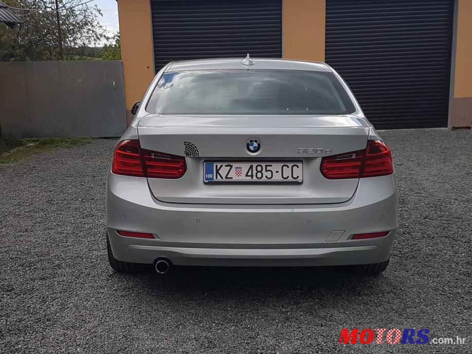 2013' BMW Serija 3 320D photo #1