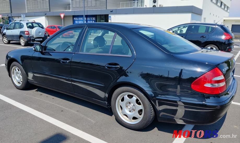 2006' Mercedes-Benz E-Klasa 220 Cdi photo #3