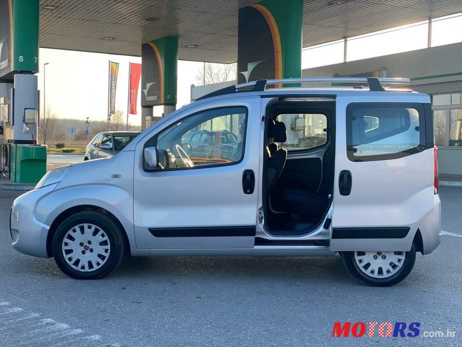 2009' Fiat QUBO photo #5