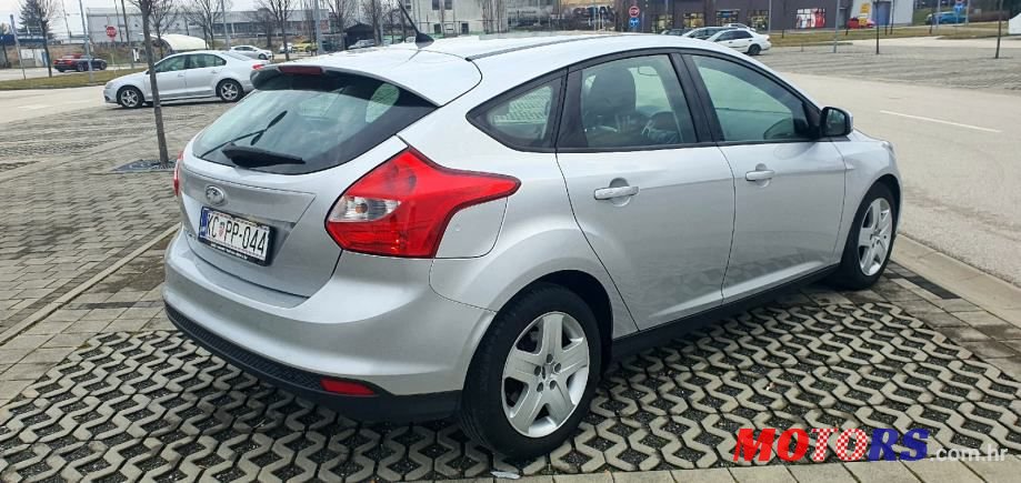 2011' Ford Focus 1,6 photo #3