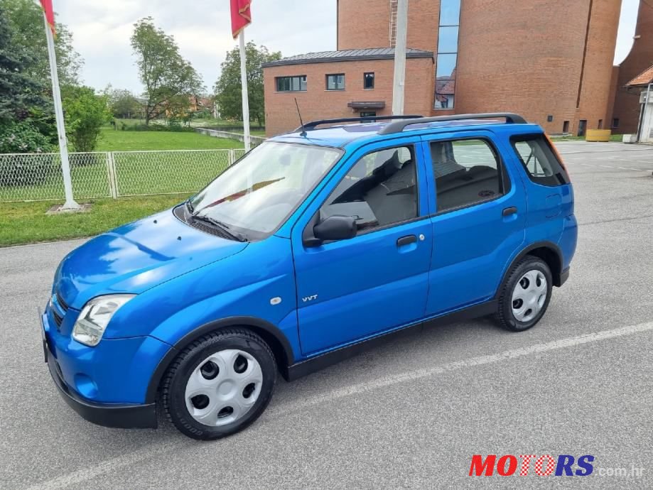 2005' Suzuki Ignis photo #1