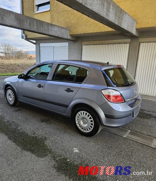 2006' Opel Astra 1,4 16V photo #3