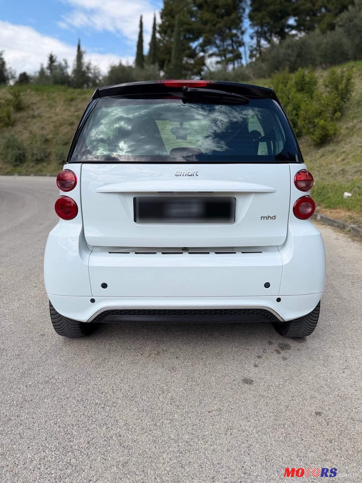 2013' Smart Fortwo Hybrid photo #5