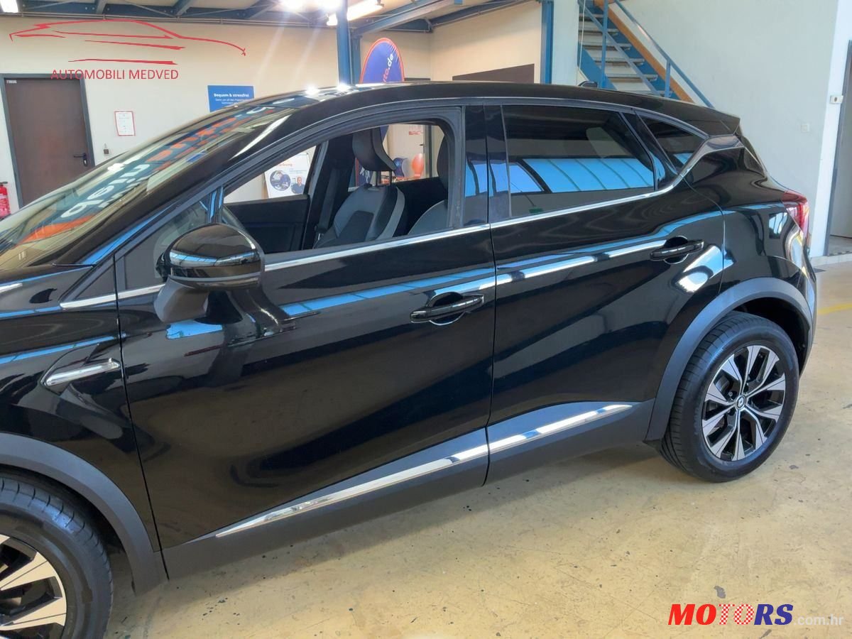 2022' Renault Captur Tce photo #5