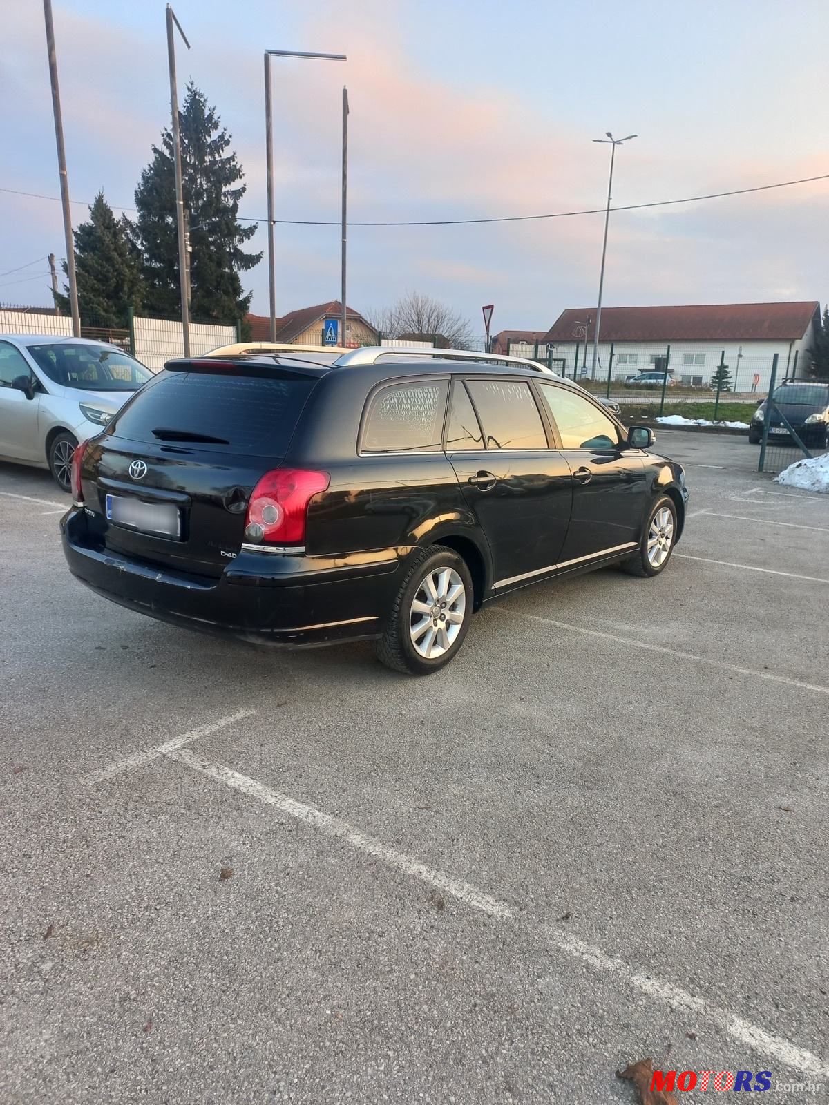 2006' Toyota Avensis Wagon photo #5